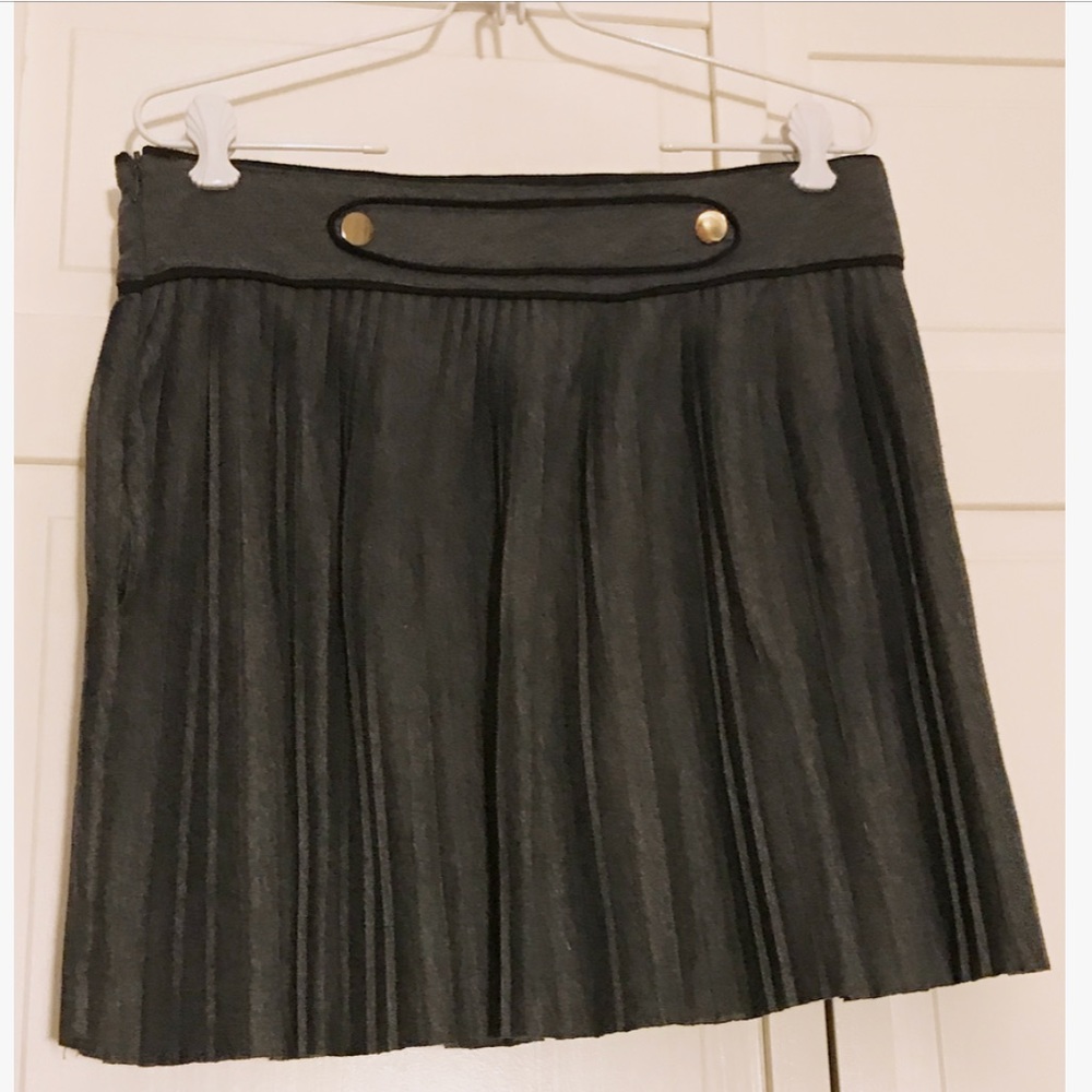 Grey pleated skirt with military style buttons